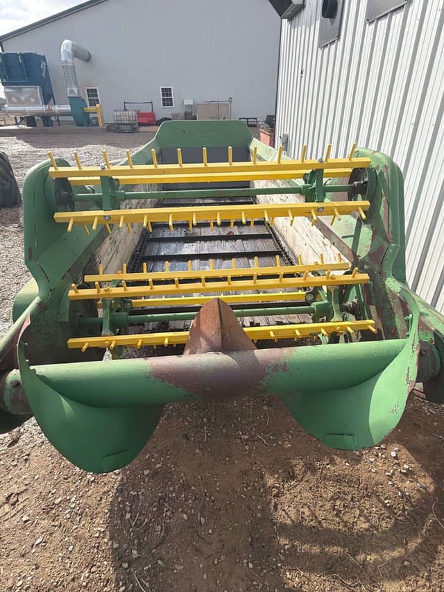 Image of John Deere 44 equipment image 3