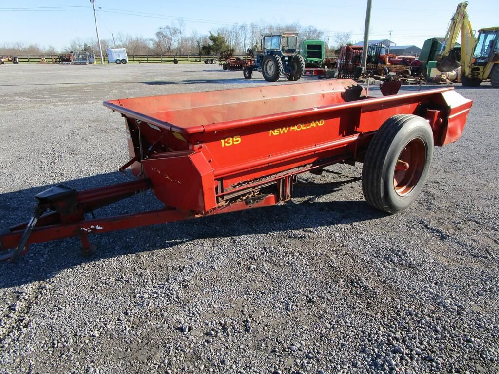 Main image New Holland 135