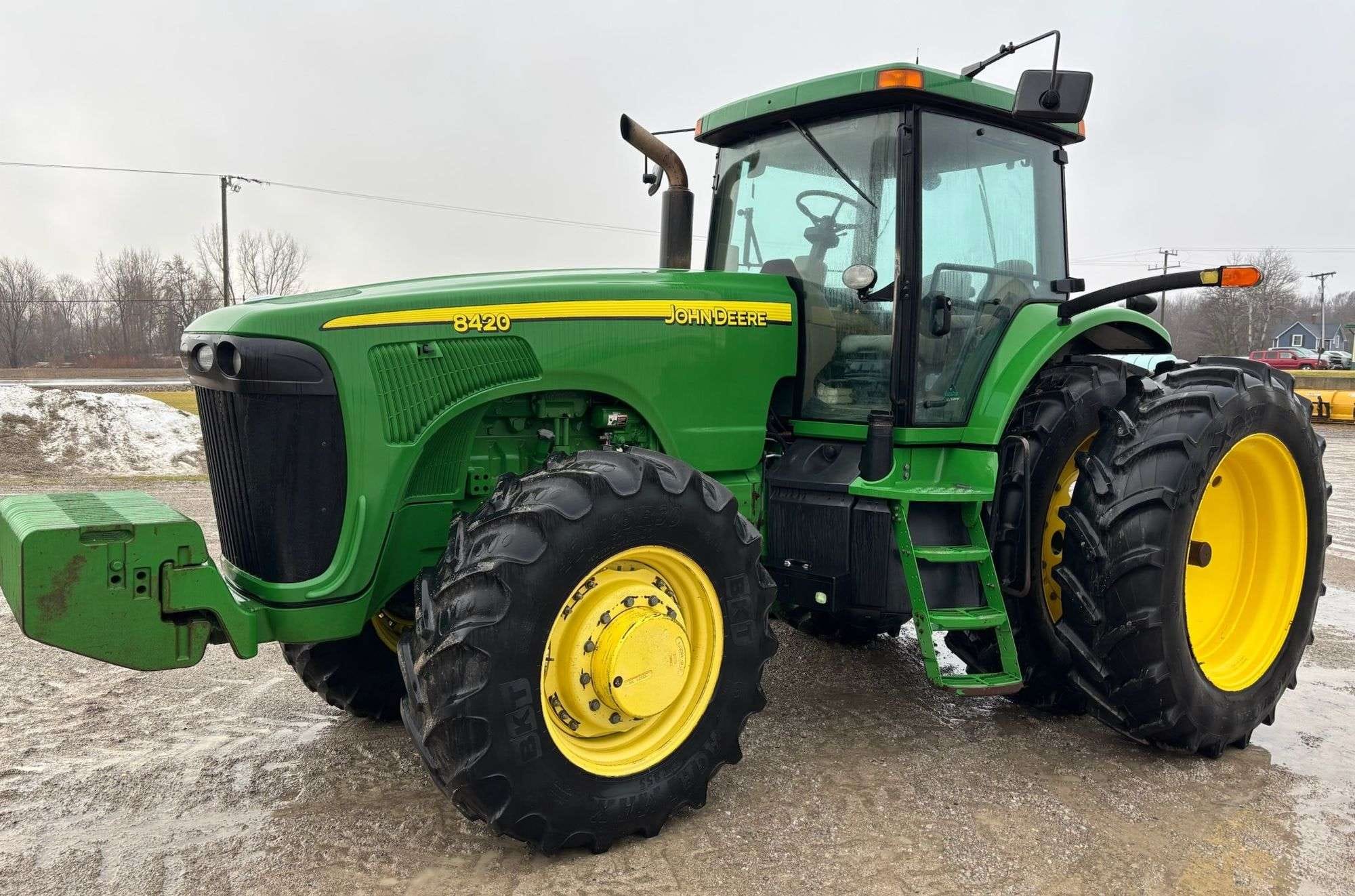 2003 John Deere 8420 Equipment Image0