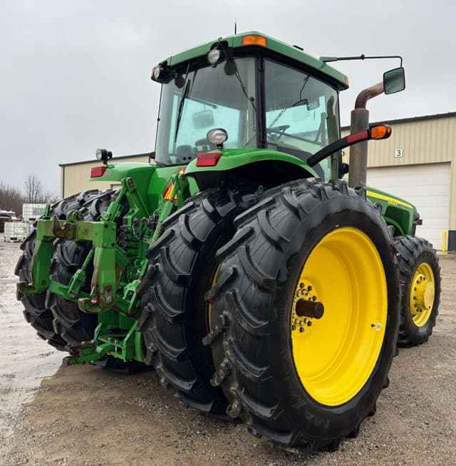 Image of John Deere 8420 equipment image 4