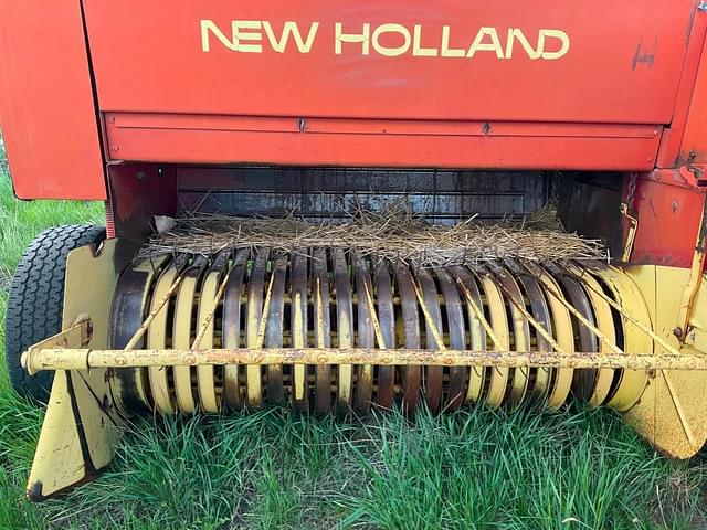 Thumbnail image New Holland 430 19