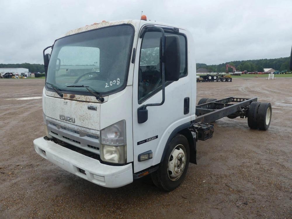 Image of Isuzu NQR Primary image