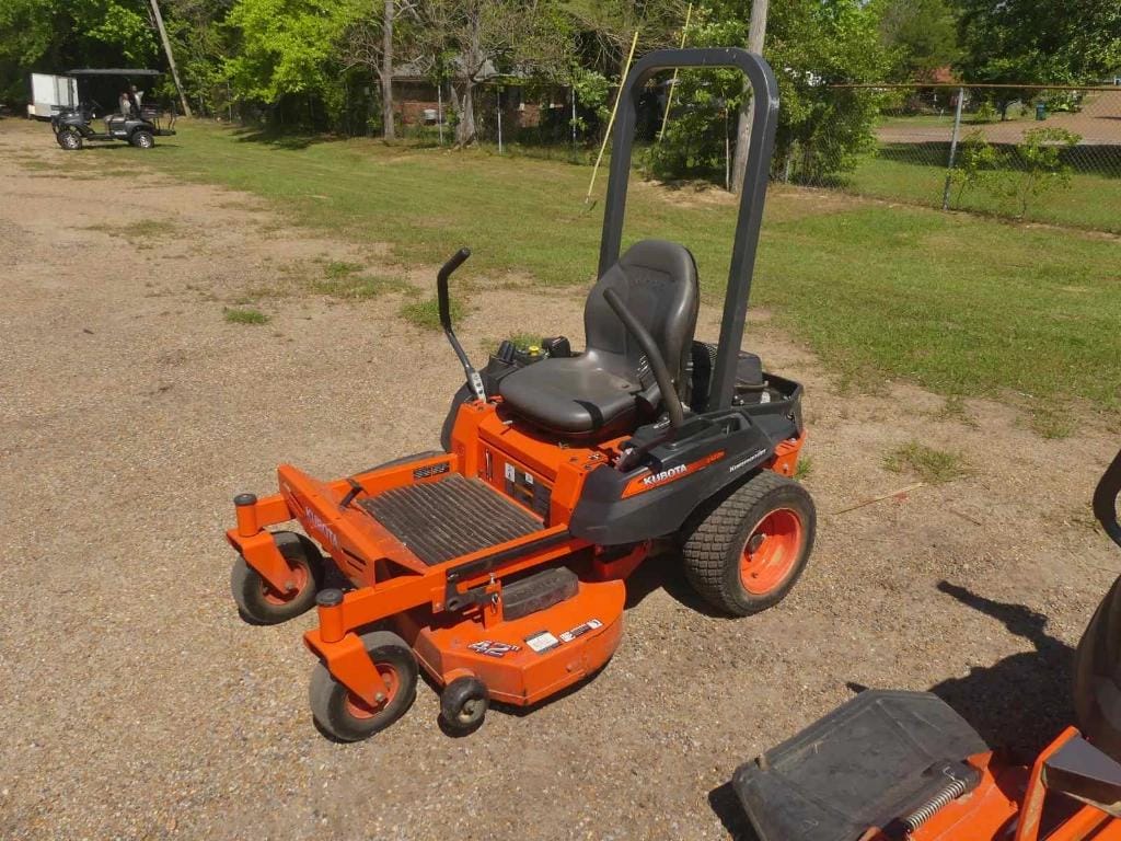 Kubota Z122RKW Equipment Image0