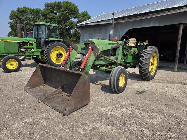 Image of John Deere 4020 equipment image 3