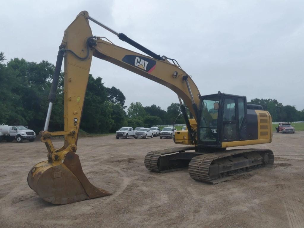 2017 Caterpillar 320EL Equipment Image0