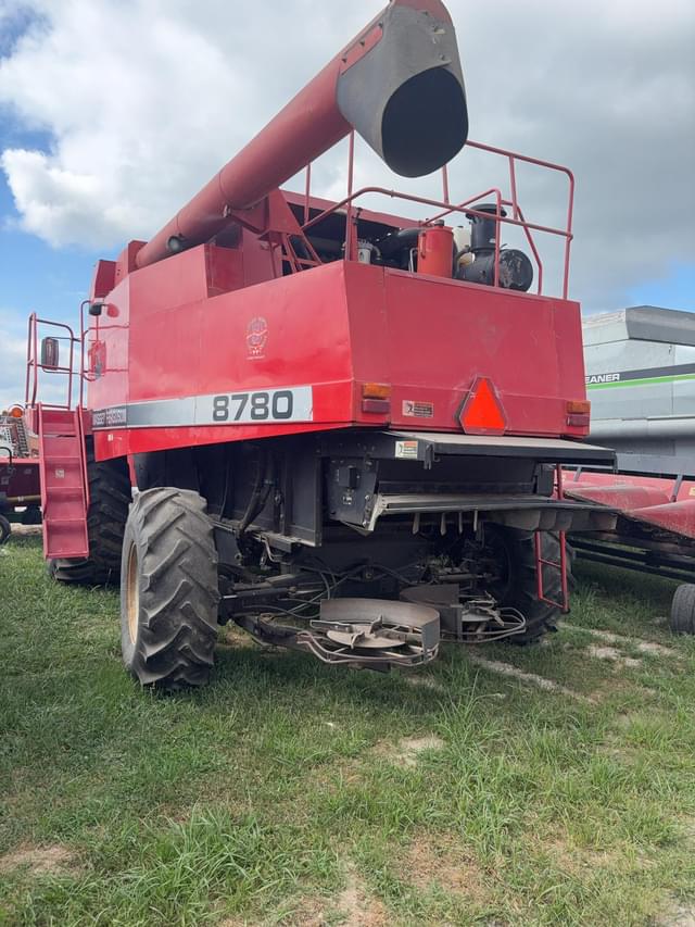 Image of Massey Ferguson 8780 equipment image 4