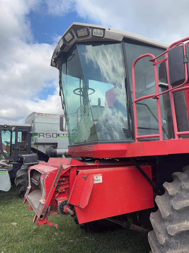 Image of Massey Ferguson 8780 equipment image 1