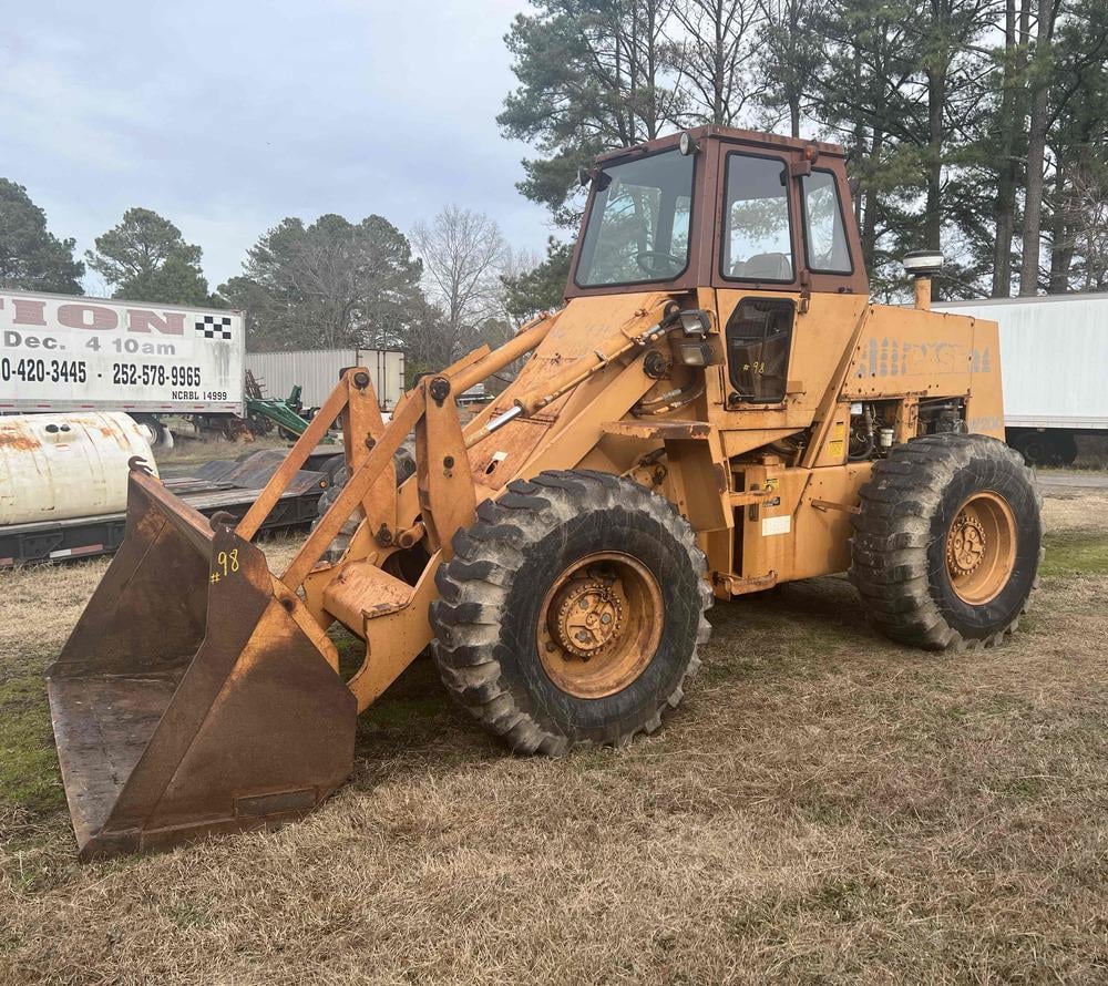 SOLD - Case W20C 4wd Articulated Loader with bucket. Runs well! This ...