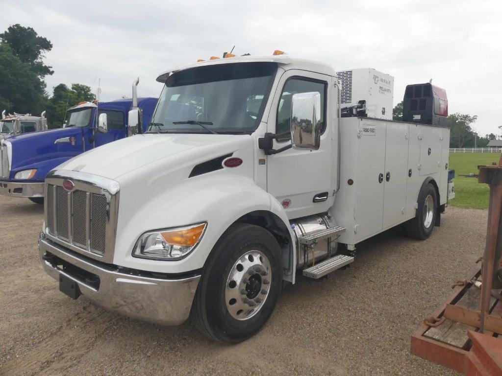 2026 Peterbilt 536 Equipment Image0