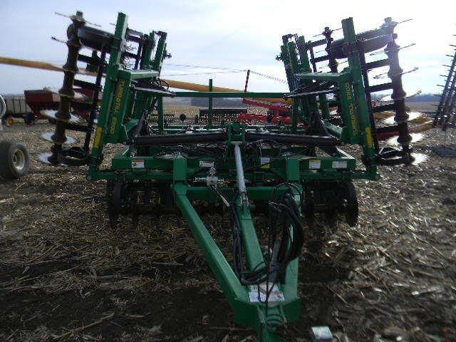 Main image Great Plains 2200TT