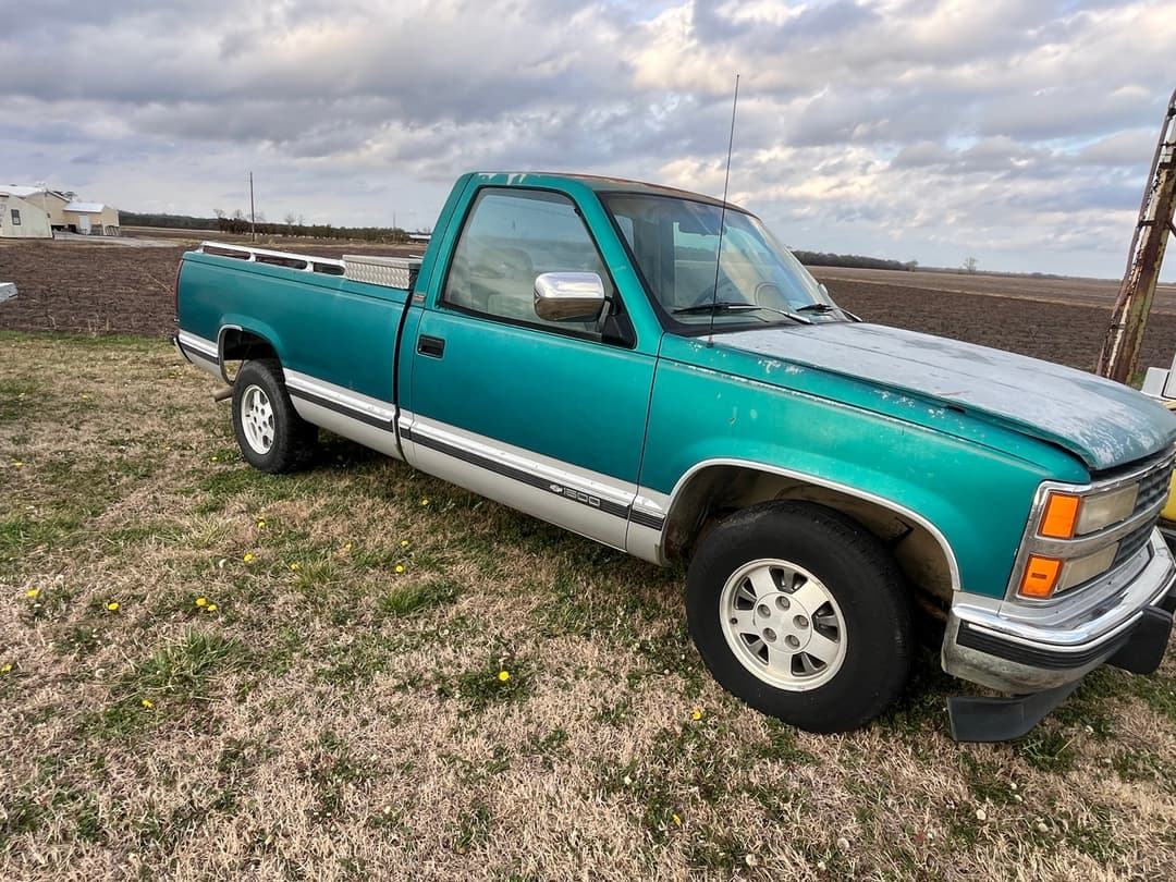 Image of Chevrolet 1500 Primary image