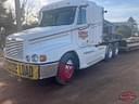 2001 Freightliner ST120 Image
