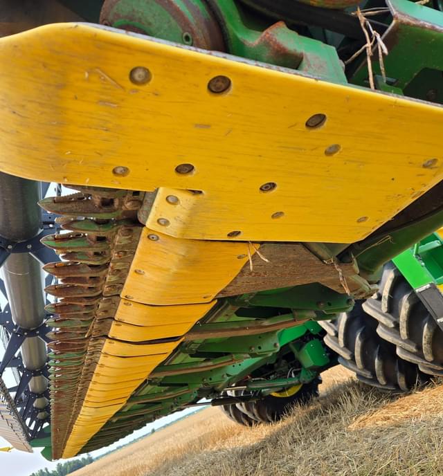 Image of John Deere 630F equipment image 4