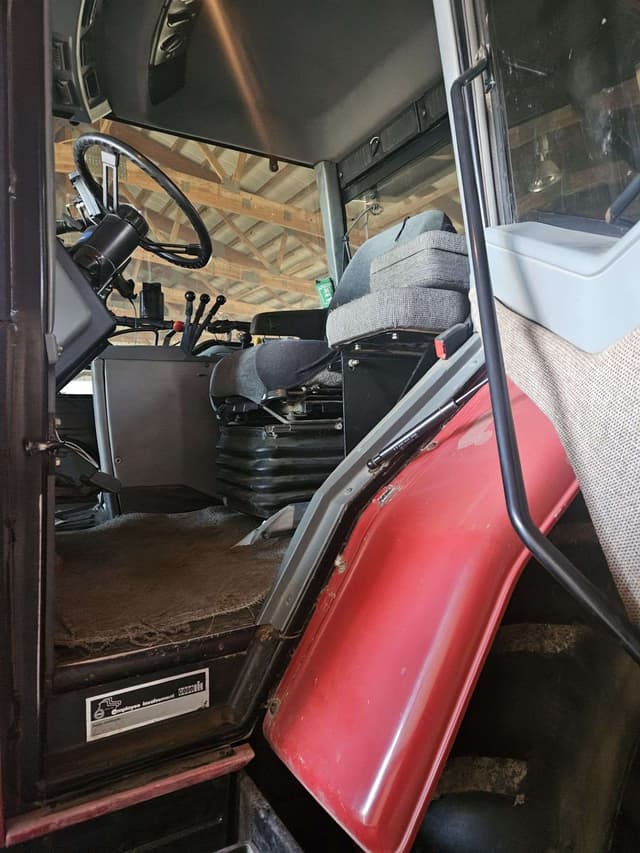 Image of Case IH 7220 equipment image 4