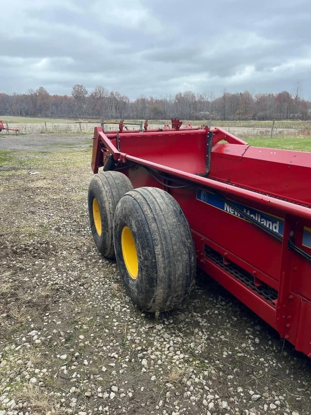 Image of New Holland 185 equipment image 3