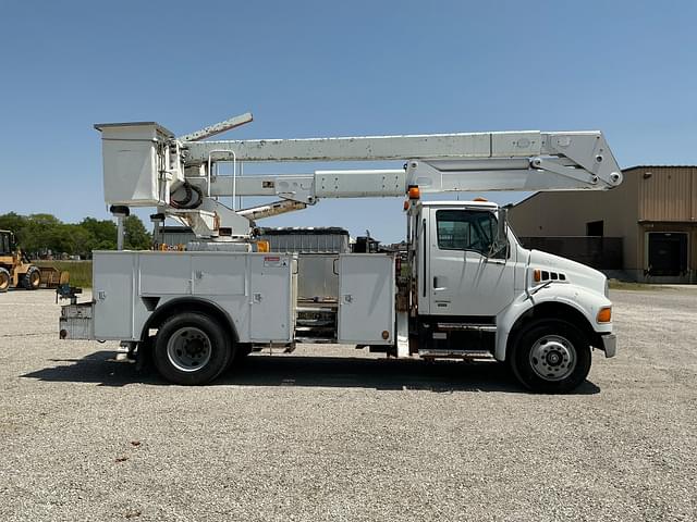 Image of Sterling Acterra M8500 equipment image 3