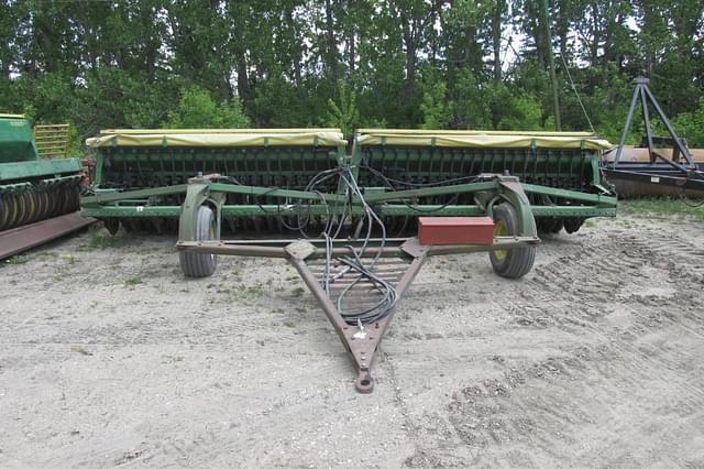 Image of John Deere 9350 equipment image 1
