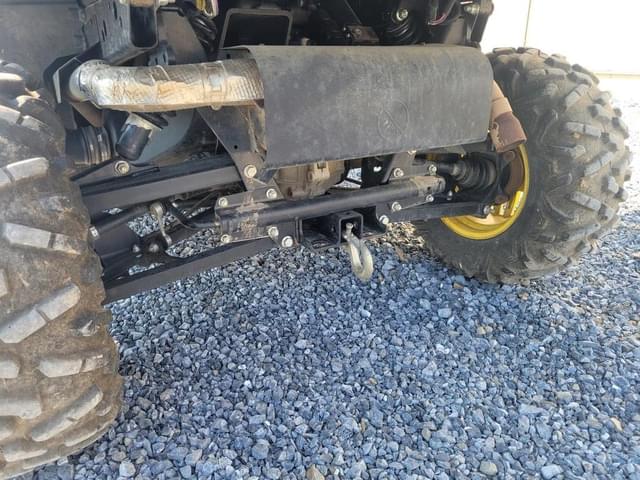 Image of John Deere XUV 835M equipment image 4