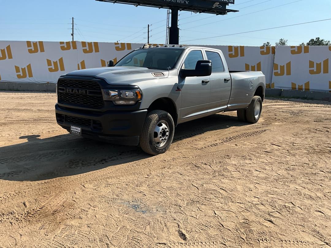 Image of Dodge Ram 3500 Primary image