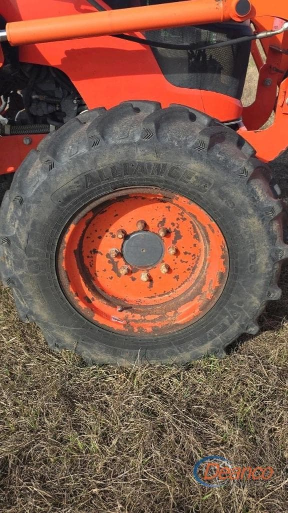 Image of Kubota M5660 equipment image 3