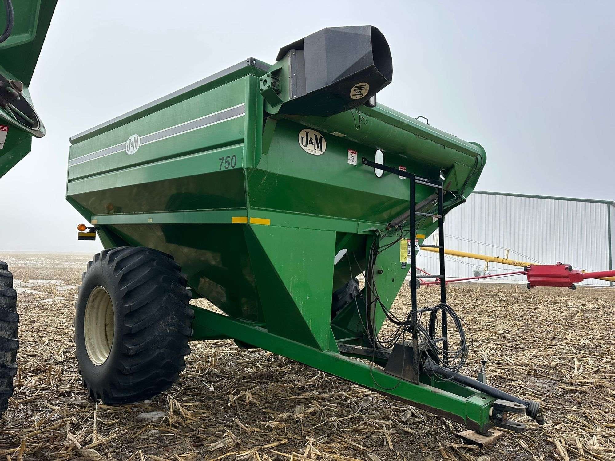 J&M 750-16 Equipment Image0