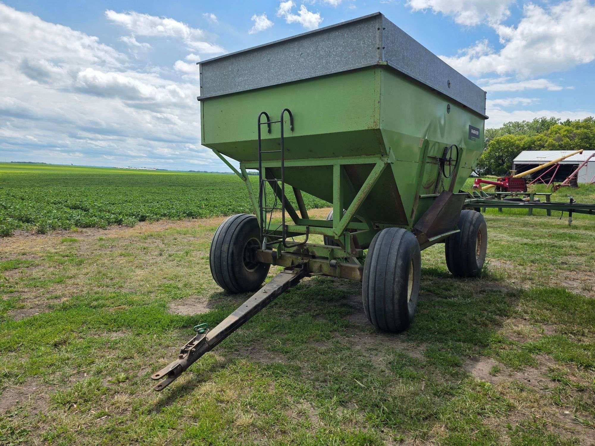 Parker 2600 Equipment Image0