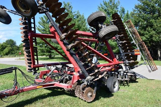 Image of Case IH 330 Turbo Till equipment image 2
