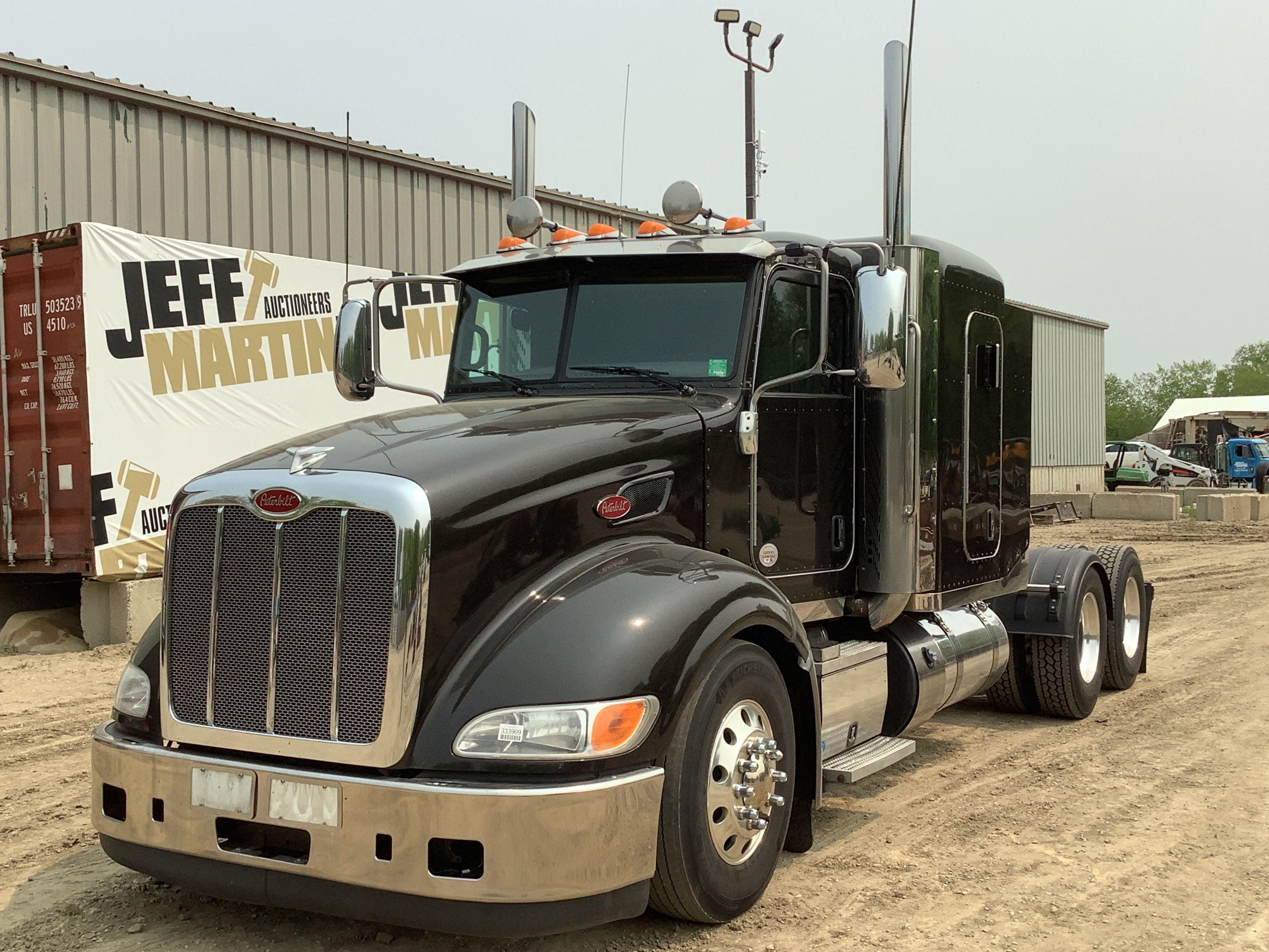 Main image Peterbilt 386