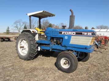 Main image Ford TW-25