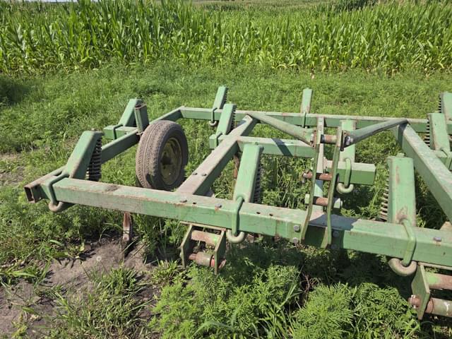 Image of John Deere 1600 equipment image 3