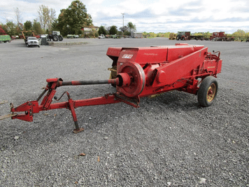 Main image New Holland 275