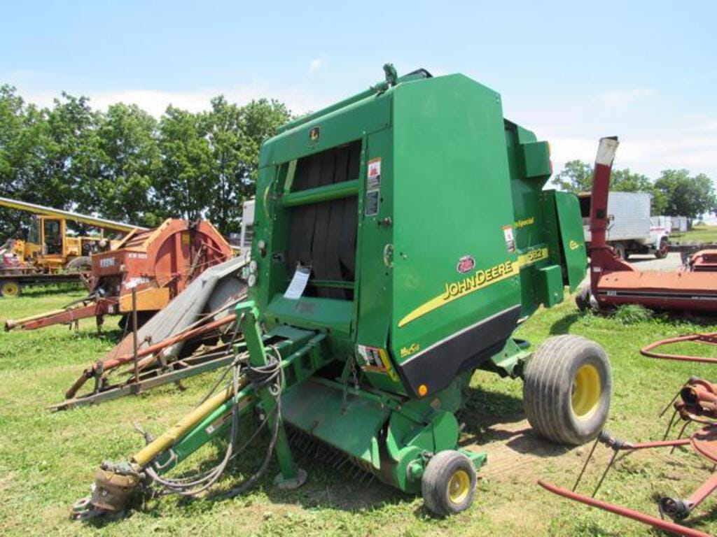 Main image John Deere 582