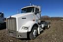 2006 Kenworth T800 Image