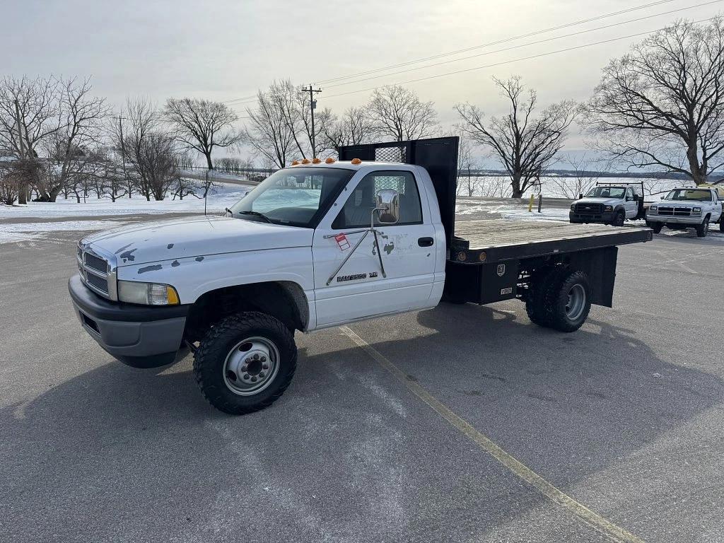 Image of Dodge Ram 3500 Primary image