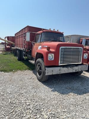 1975 International Loadstar 1700 Image