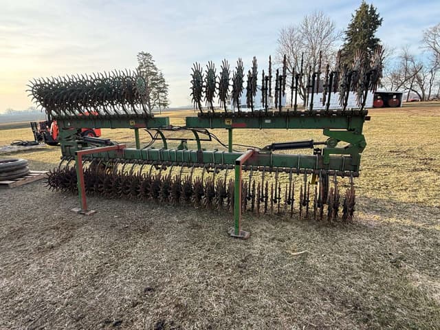 Image of John Deere 400 equipment image 4