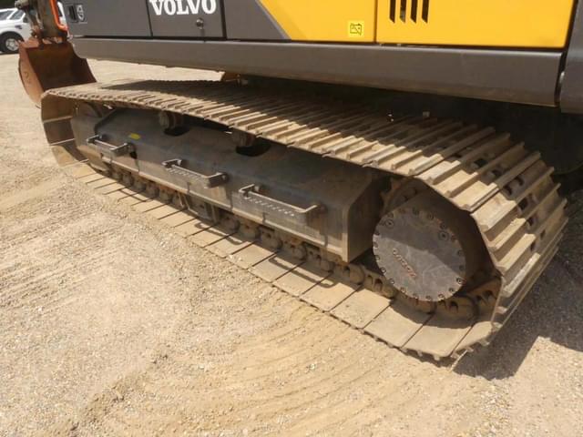 Image of Volvo EC160EL equipment image 4