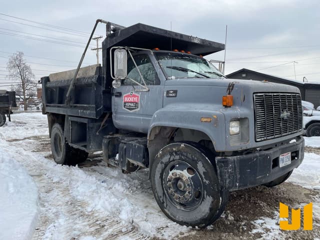Image of Chevrolet C7500 equipment image 1