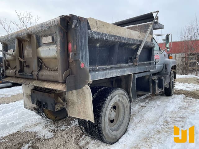 Image of Chevrolet C7500 equipment image 2