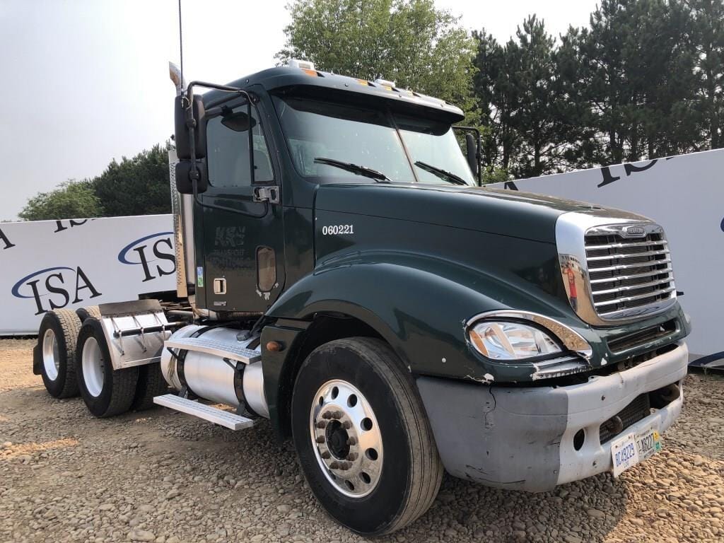 Main image Freightliner Columbia