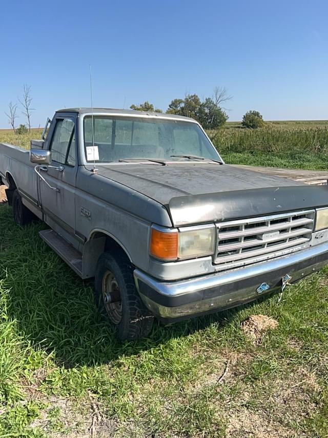 Image of Ford F-150 equipment image 1