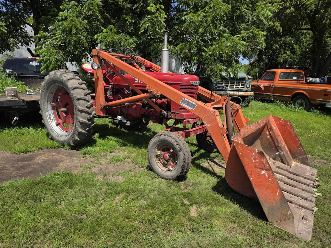 Image of Farmall H Primary image