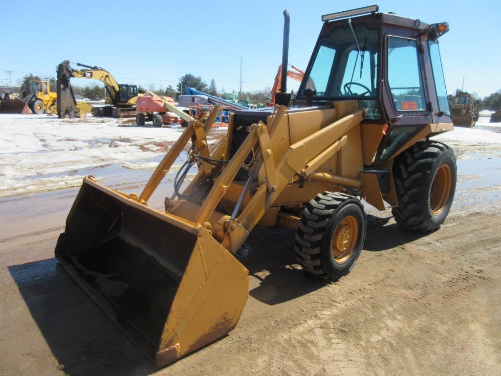 Main image Case 580 Super E