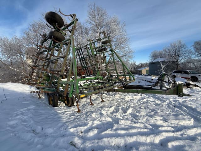 Image of John Deere 960 equipment image 3