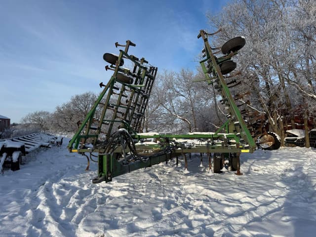 Image of John Deere 960 equipment image 2