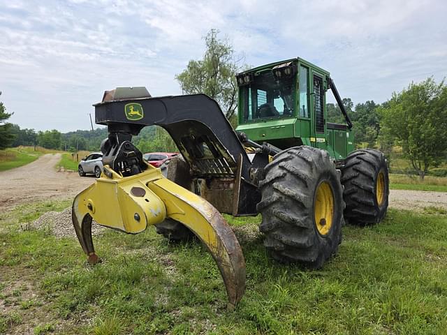 Image of John Deere 548GIII equipment image 1