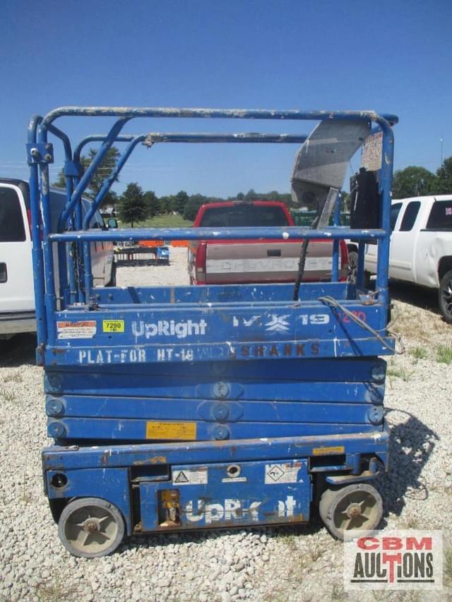 Image of Upright MX19 equipment image 4
