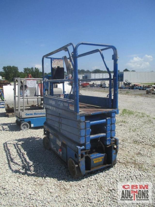 Image of Upright MX19 equipment image 3