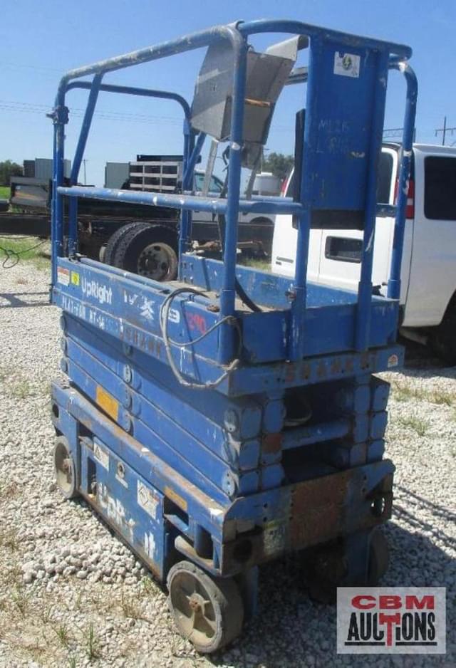 Image of Upright MX19 equipment image 1