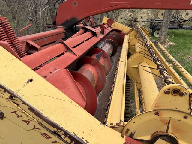 Image of New Holland 116 equipment image 4